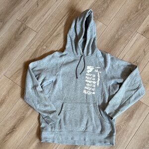 Nike Rare Skate SB Men's Graphic Hoodie.  Gray.  Sz M
